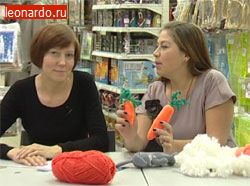 Вязаная игрушка Морковка